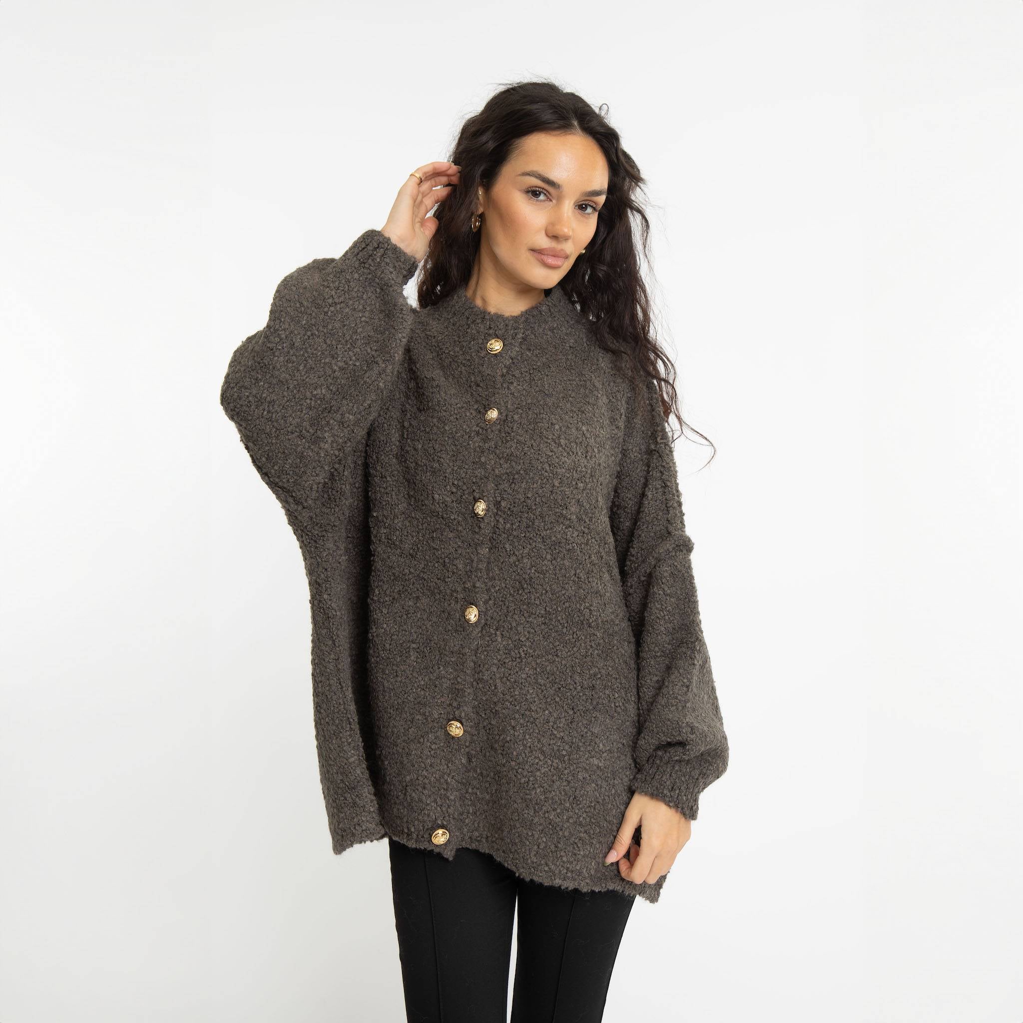 Bouclé Oversized Cardigan "CozyGlam"