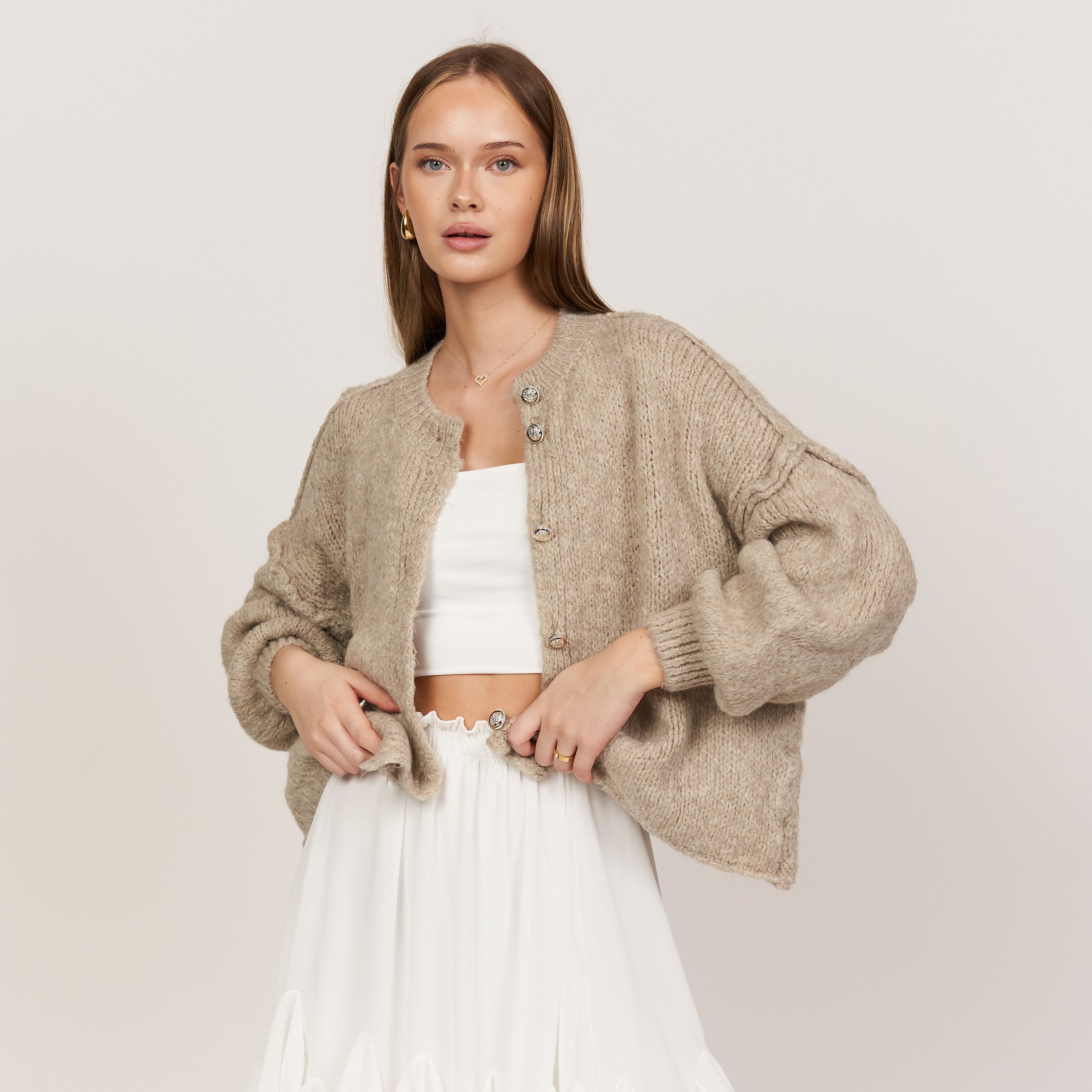 Oversized Cardigan Short "CozyGlam"